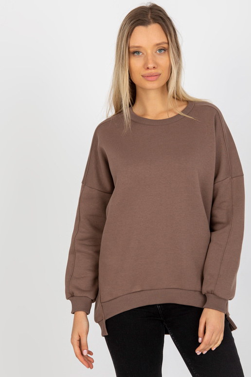 Brūns pamata sporta krekls ar apaļu...