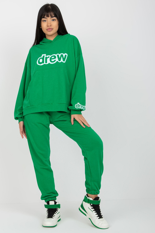 Zaļš divdaļīgs sporta tērpa komplekts...