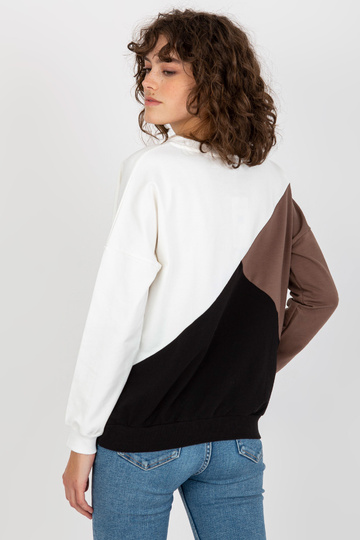 Balts un melns pamata...