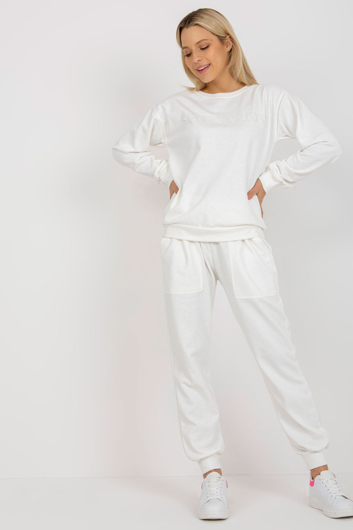 Ecru divdaļīgs sporta tērpa komplekts...