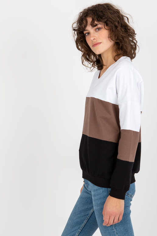 Balts un melns sieviešu pamata sporta...