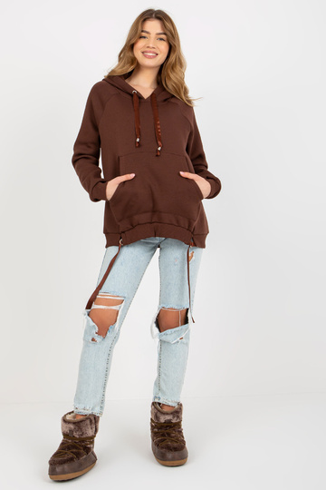 Tumši brūns ķengura...