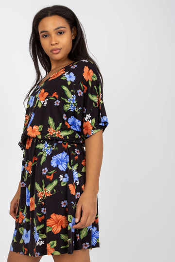 Melna un zila ziedu liela...