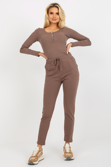 Brūnas sieviešu sporta...