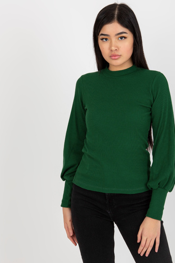 Tumši zaļa pieguļoša pamata...