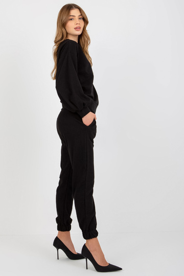 Melns ikdienas komplekts ar... 2