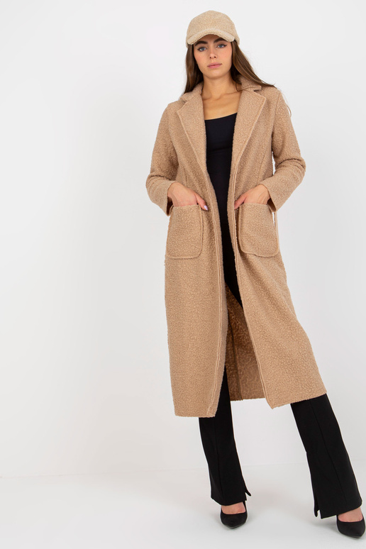 Bēšs plīša maxi mētelis ar iesiešanu...