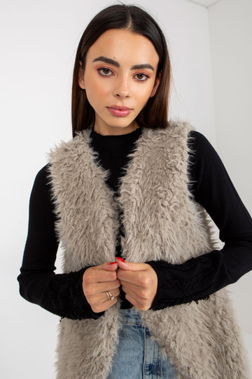 Hallie gaiši pelēka... 2