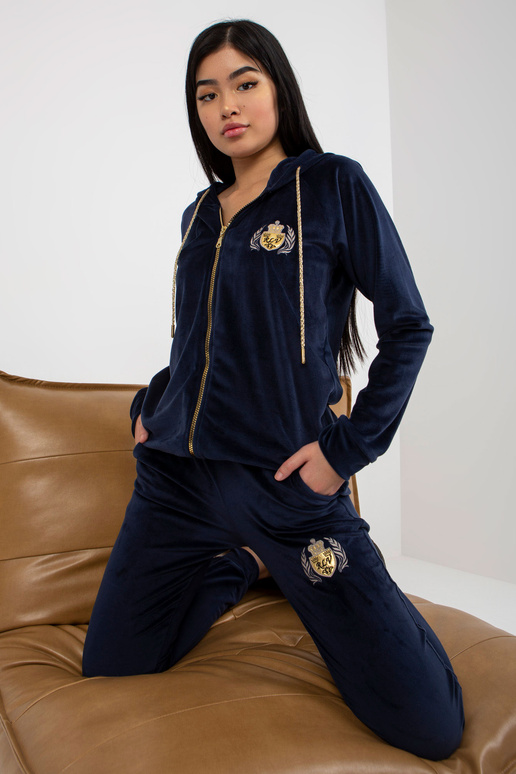 Tumši zils divdaļīgs velūra komplekts...