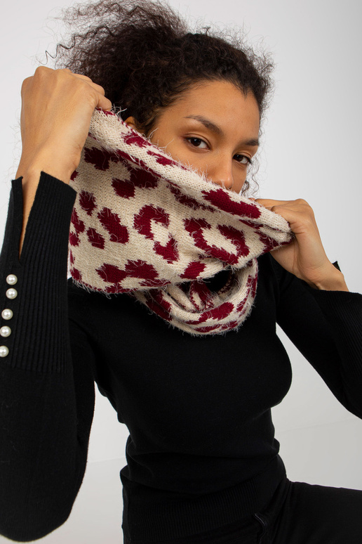 Gaiši bēšs un bordo ziemas skurstenis...