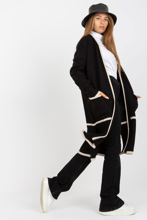 Melns un bēšs garš jaciņš bez...