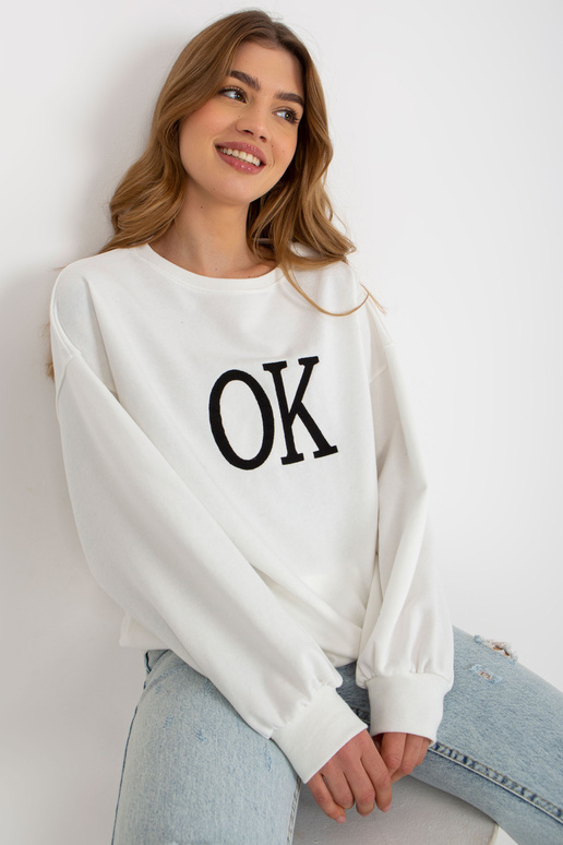 Balts brīvs oversize džemperis bez...