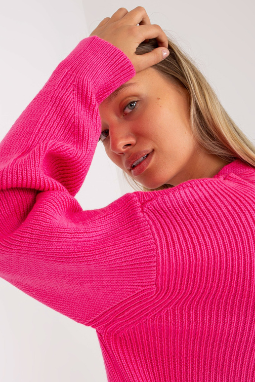 Fluo rozā jaka ar dekoratīvām pogām...