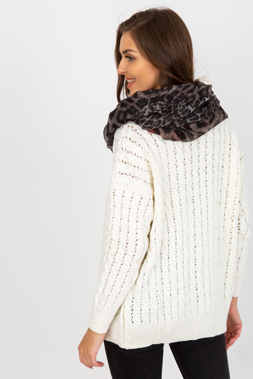 Melns un sarkans stropes...