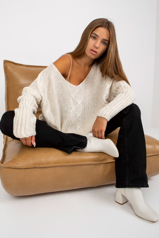 Ecru džemperis ar bizēm ar vilnu OCH...