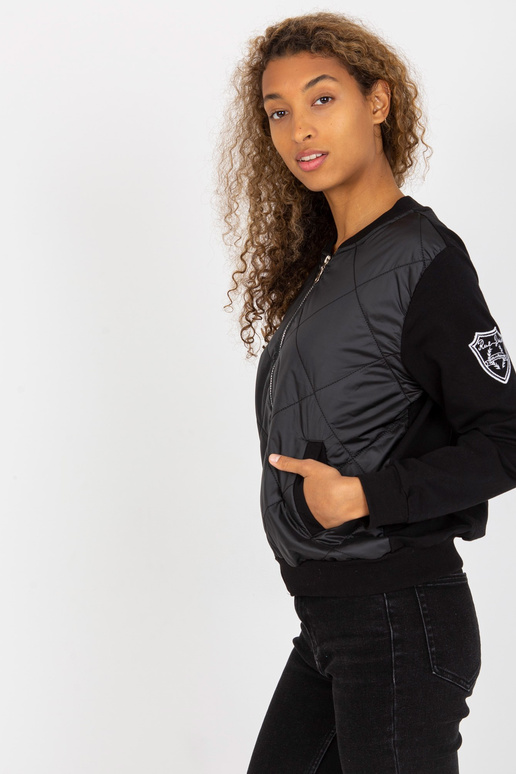 Melns stepēts bomber džemperis ar RUE...