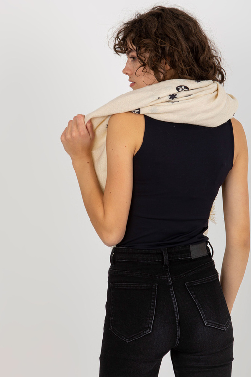 Chustka AT-CH-23502-1.51 ECRU Chustka AT-CH-23502-1.51 ECRU