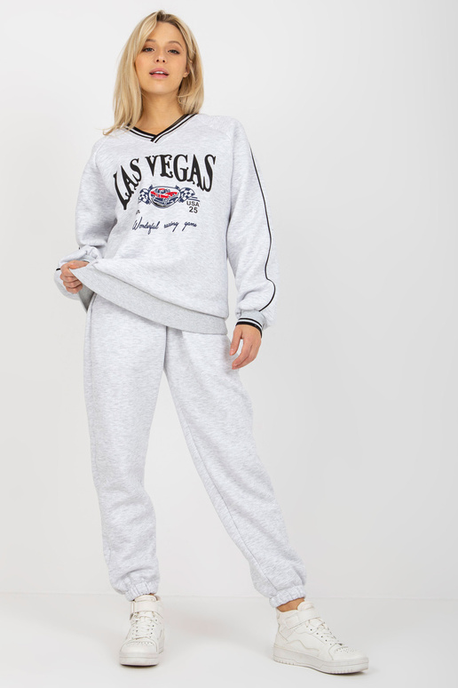 Gaiši pelēks sieviešu džemperu...