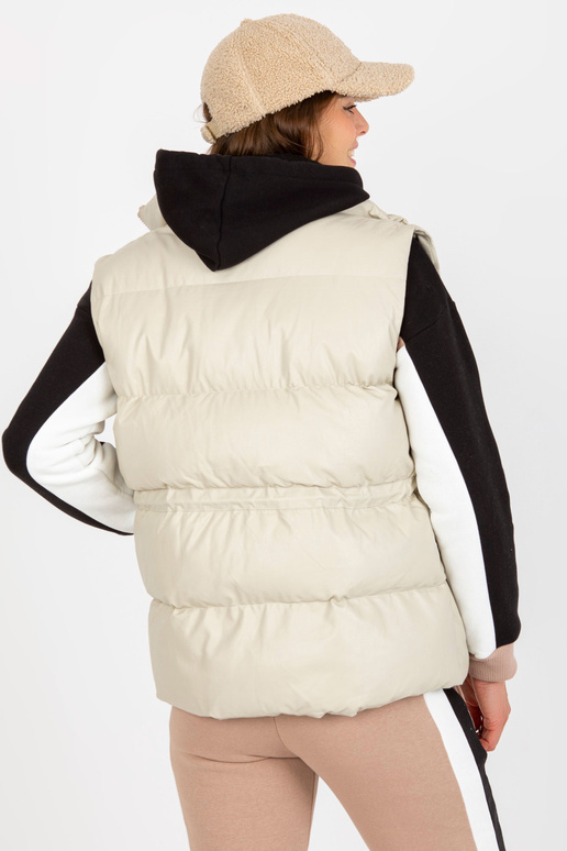 Gaiši bēša dūnu eko ādas veste ar... Gaiši bēša dūnu eko ādas veste ar...