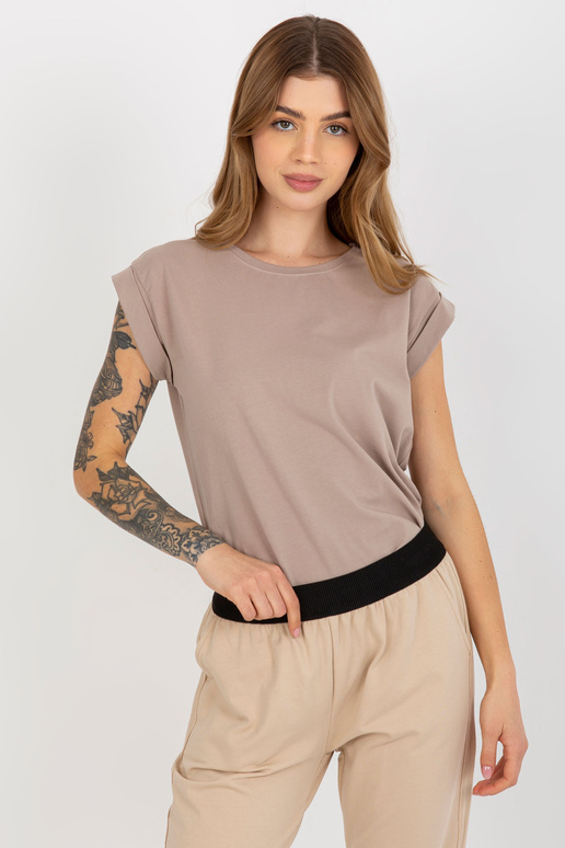 Tumši bēšs vienkrāsains kokvilnas... Tumši bēšs vienkrāsains kokvilnas...