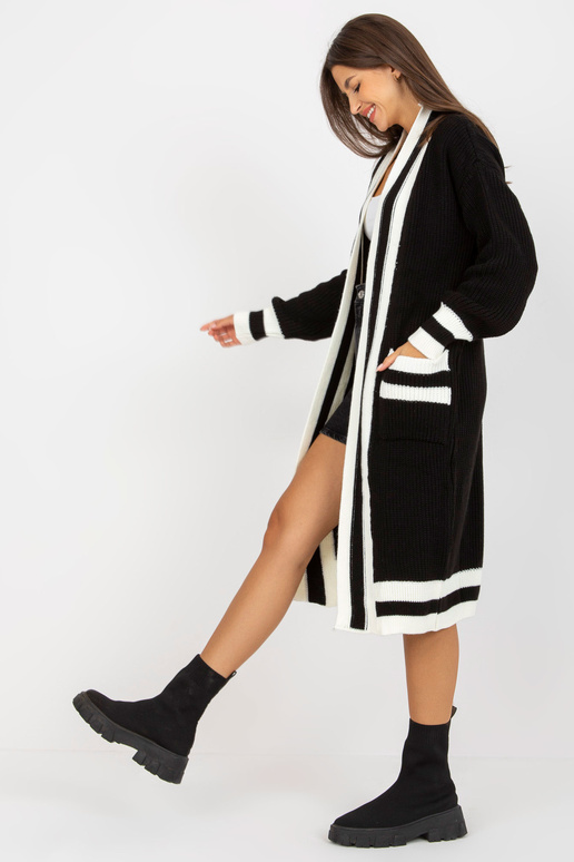 Melns liela izmēra garais jaciņš RUE...