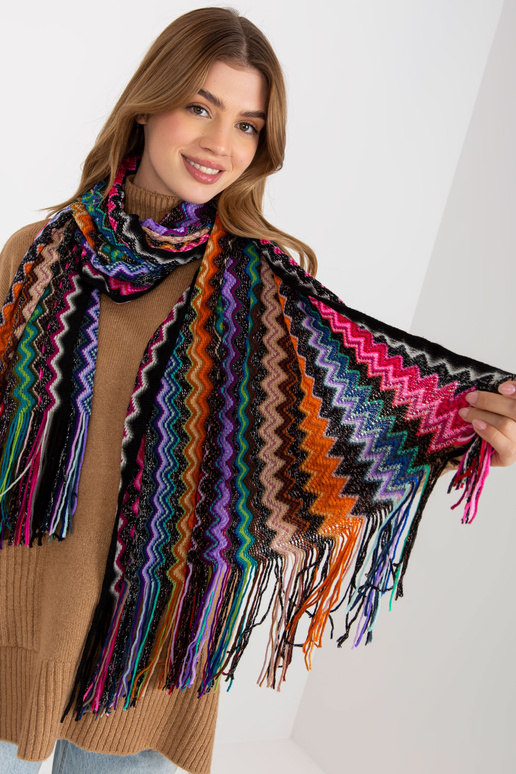 Sieviešu šalle krāsainos rakstos ar...