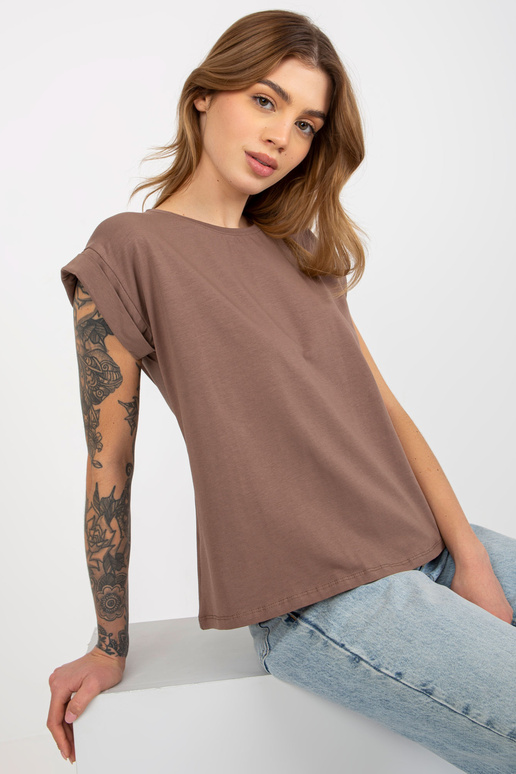 Brūns vienkrāsains pamata T-krekls...