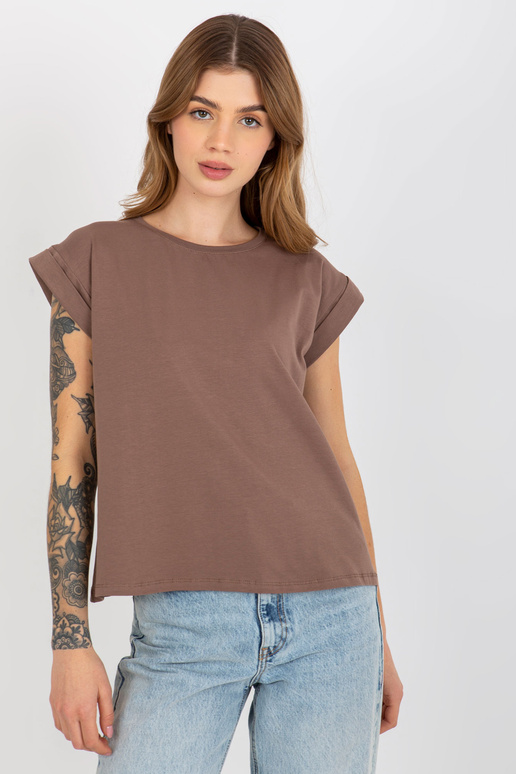 Brūns vienkrāsains pamata T-krekls...