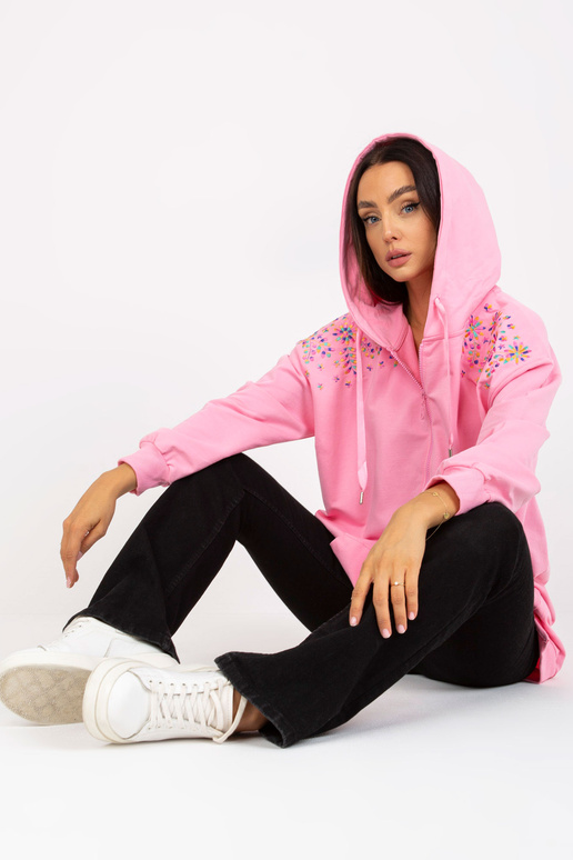 Rozā garais sporta krekls ar izšuvumu... Rozā garais sporta krekls ar izšuvumu...