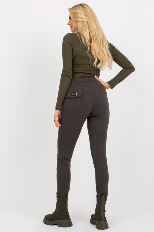 Haki krāsas pamata treniņbikses ar...