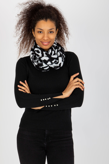 Balts un melns ziemas...