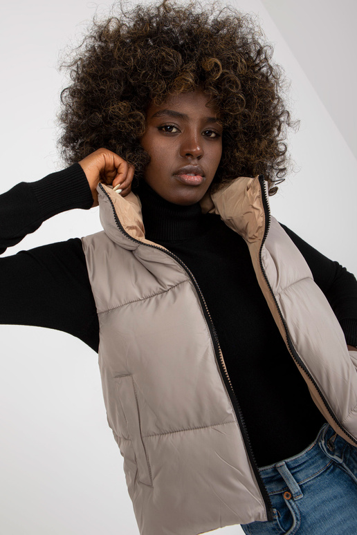 Gaiši pelēka divpusēja dūnu veste ar...