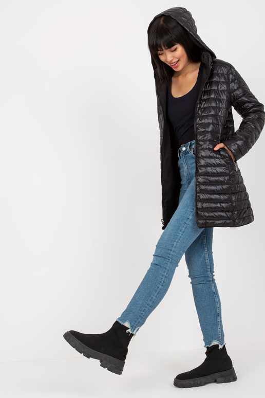 Melna abpusēja pārejas jaka ar vatējumu