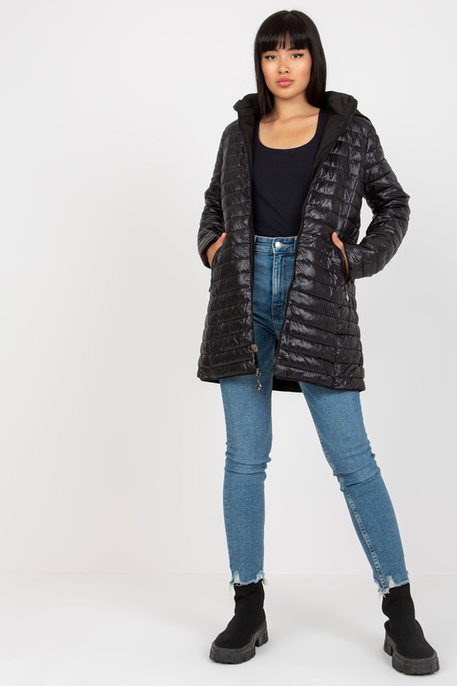 Melna abpusēja pārejas jaka ar vatējumu