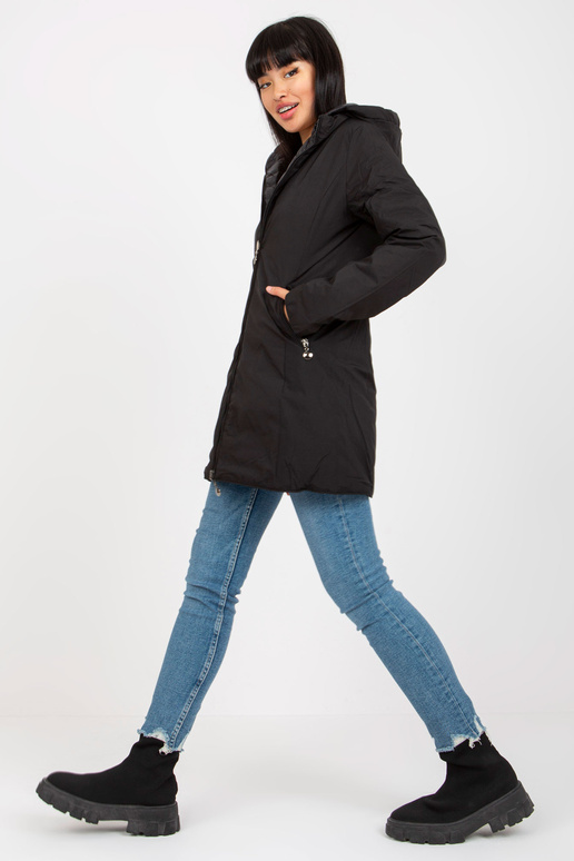 Melna abpusēja pārejas jaka ar vatējumu