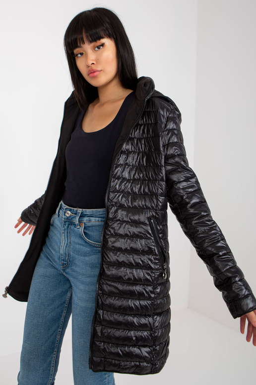 Melna abpusēja pārejas jaka ar vatējumu