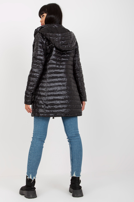 Melna abpusēja pārejas jaka ar vatējumu