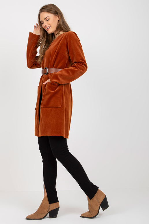 Gaiši brūns elegants gultas pārklājs...