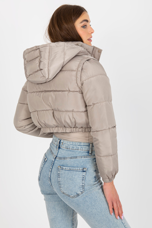 Tumši bēša īsa ziemas jaka ar... Tumši bēša īsa ziemas jaka ar...