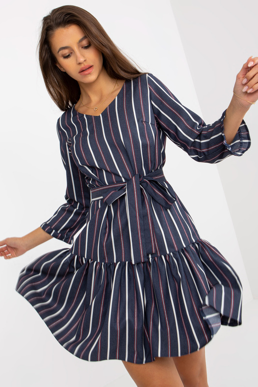 Marineblau gestreiftes...