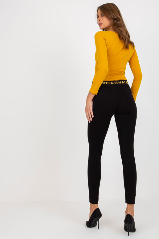 Melni kokvilnas ikdienas legingi