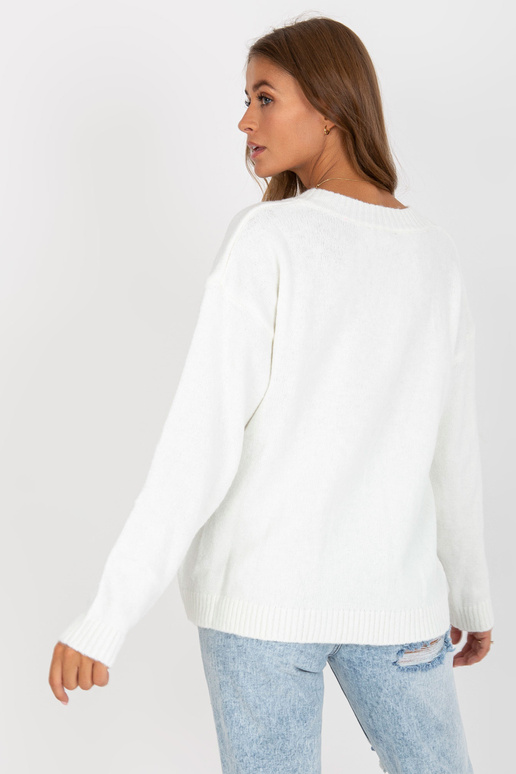 Ecru klasisks trikotāžas džemperis...