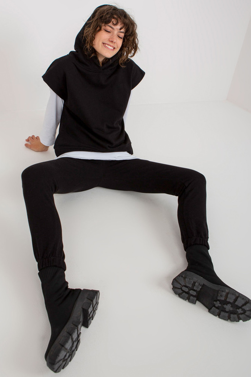 Melns trīsdaļīgs ikdienas komplekts...