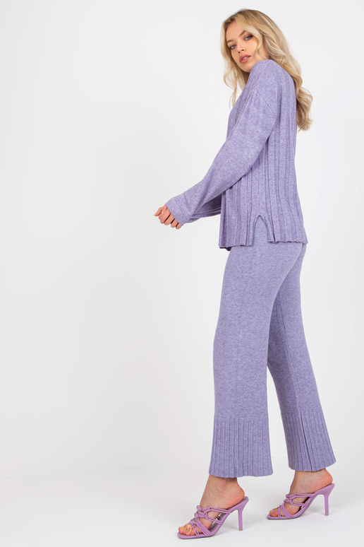 Violets klasisks rievotu džemperis ar...