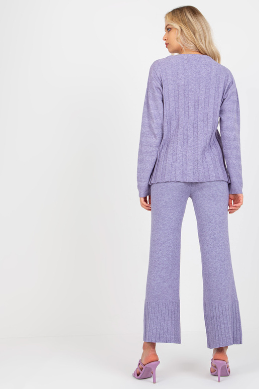 Violets klasisks rievotu džemperis ar...