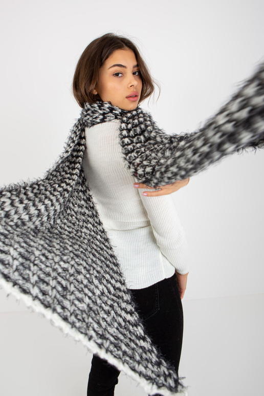 Balta un melna melanža ziemas šalle