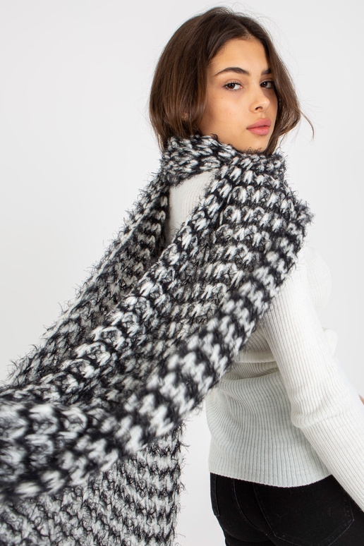 Balta un melna melanža ziemas šalle