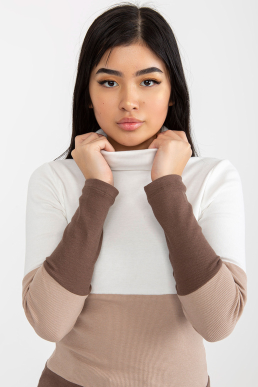 Ekrbrūna rievota pamata blūze ar...