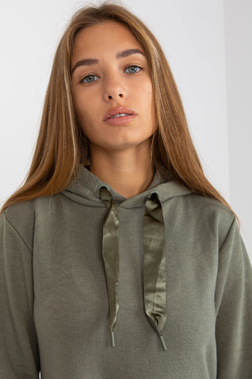 Khaki uzliesmojoša sporta...