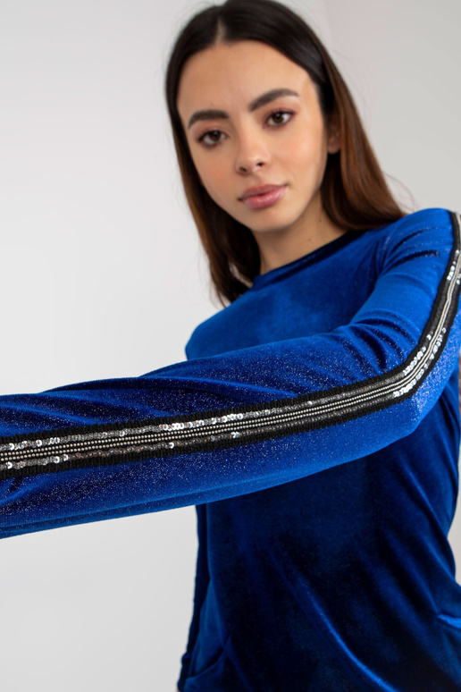 Tumši zila Velūra spīduma kokteiļkleita